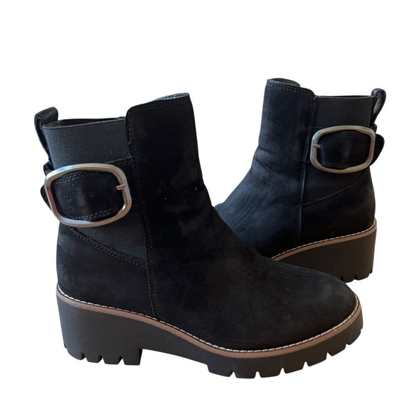 BLONDO DANIKA BLACK NUBUCK BOOTS 7M WATERPROOF ANKLE ZIP LUG SOLE EDGY CASUAL - Picture 2 of 13